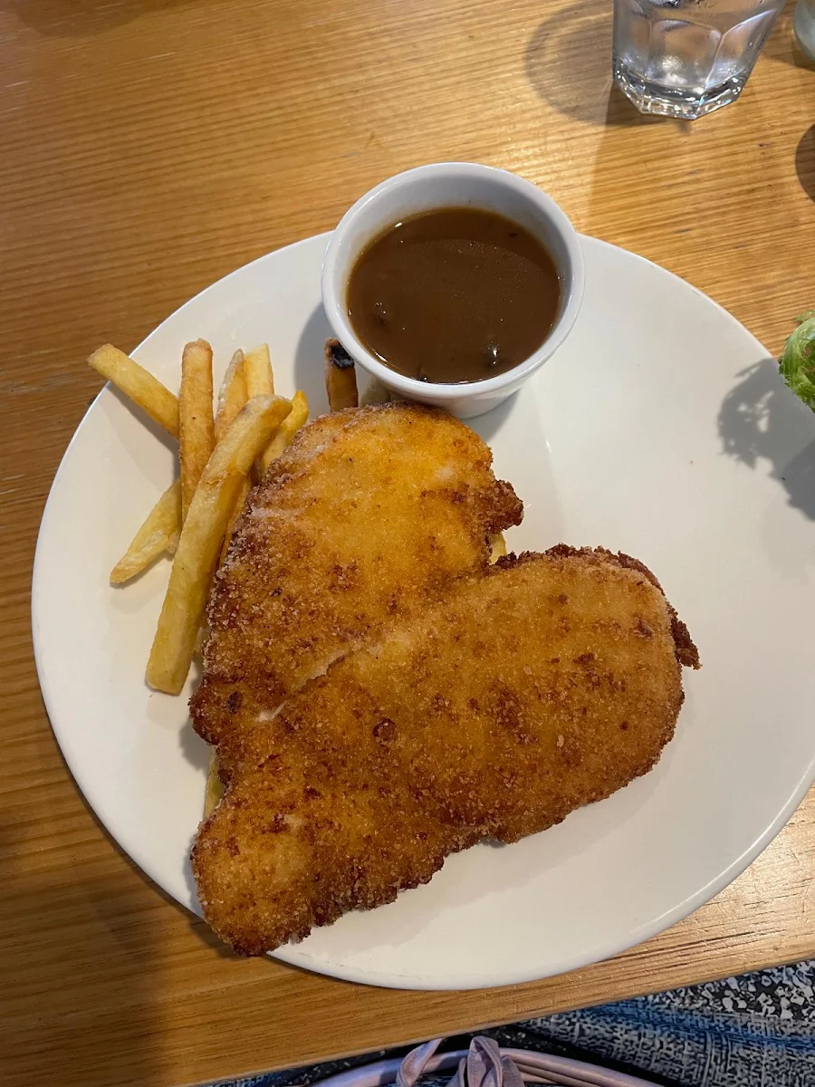 Chicken Schnitzel, Seven 22