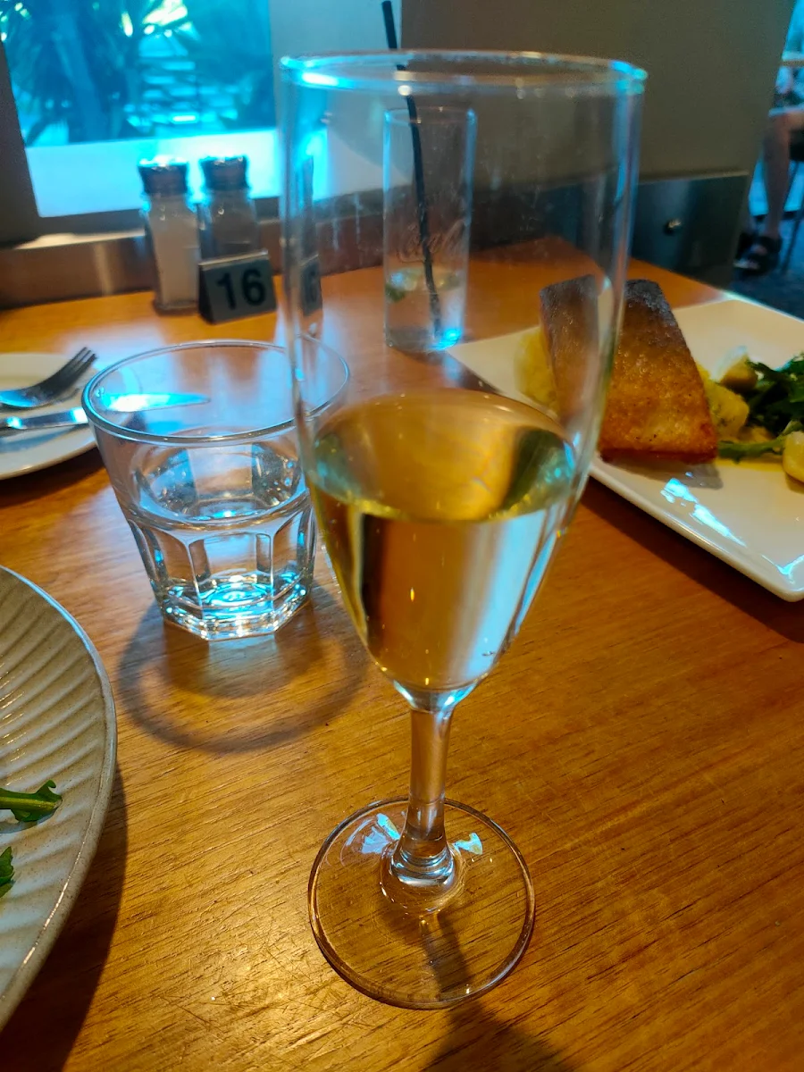 Glass of Bubbles, Seven 22