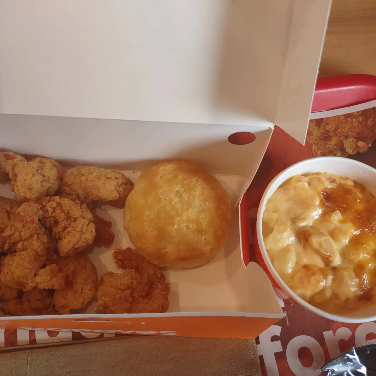 Shrimp and Mac Cheese
