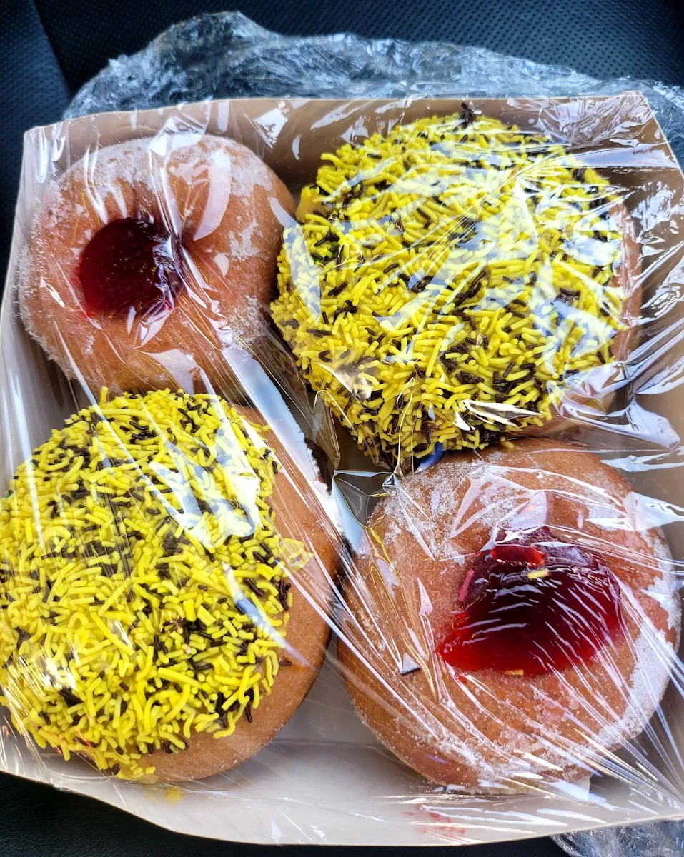 Strawberry Donuts, The Bake place