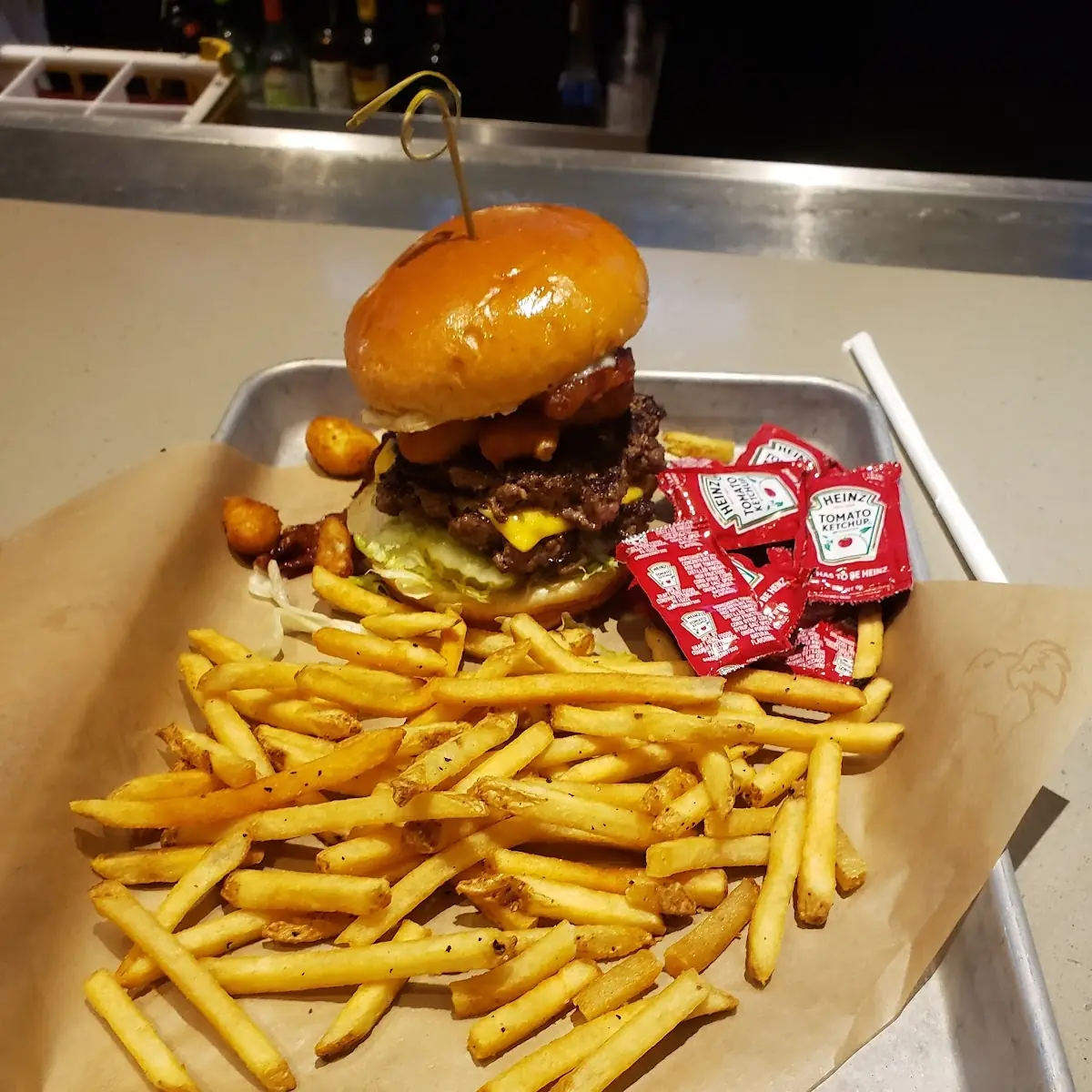 Hamburger Cheeseburger Deluxe