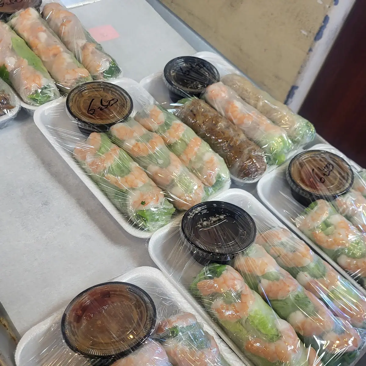Shrimp Only Spring Rolls