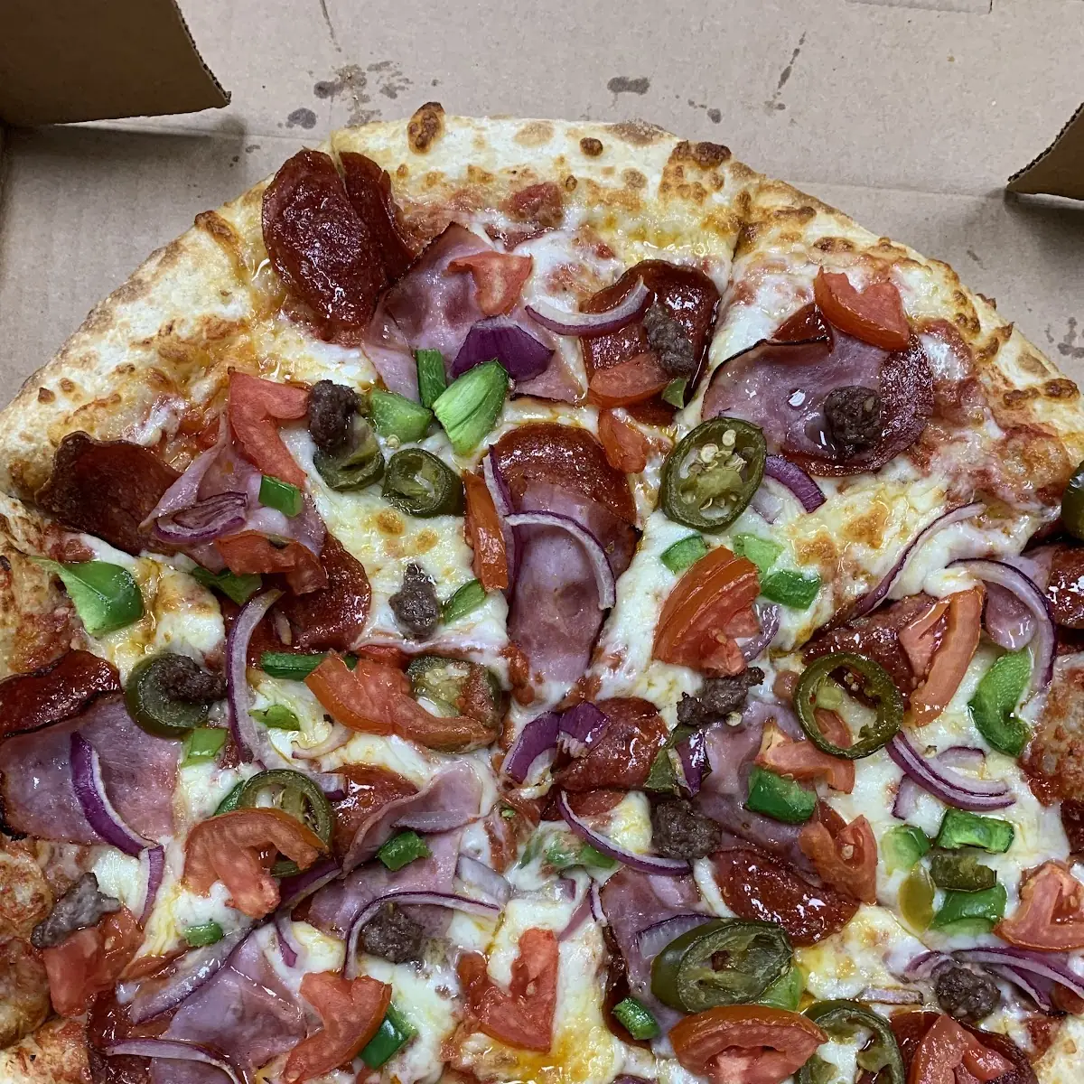 Deluxe Pizza