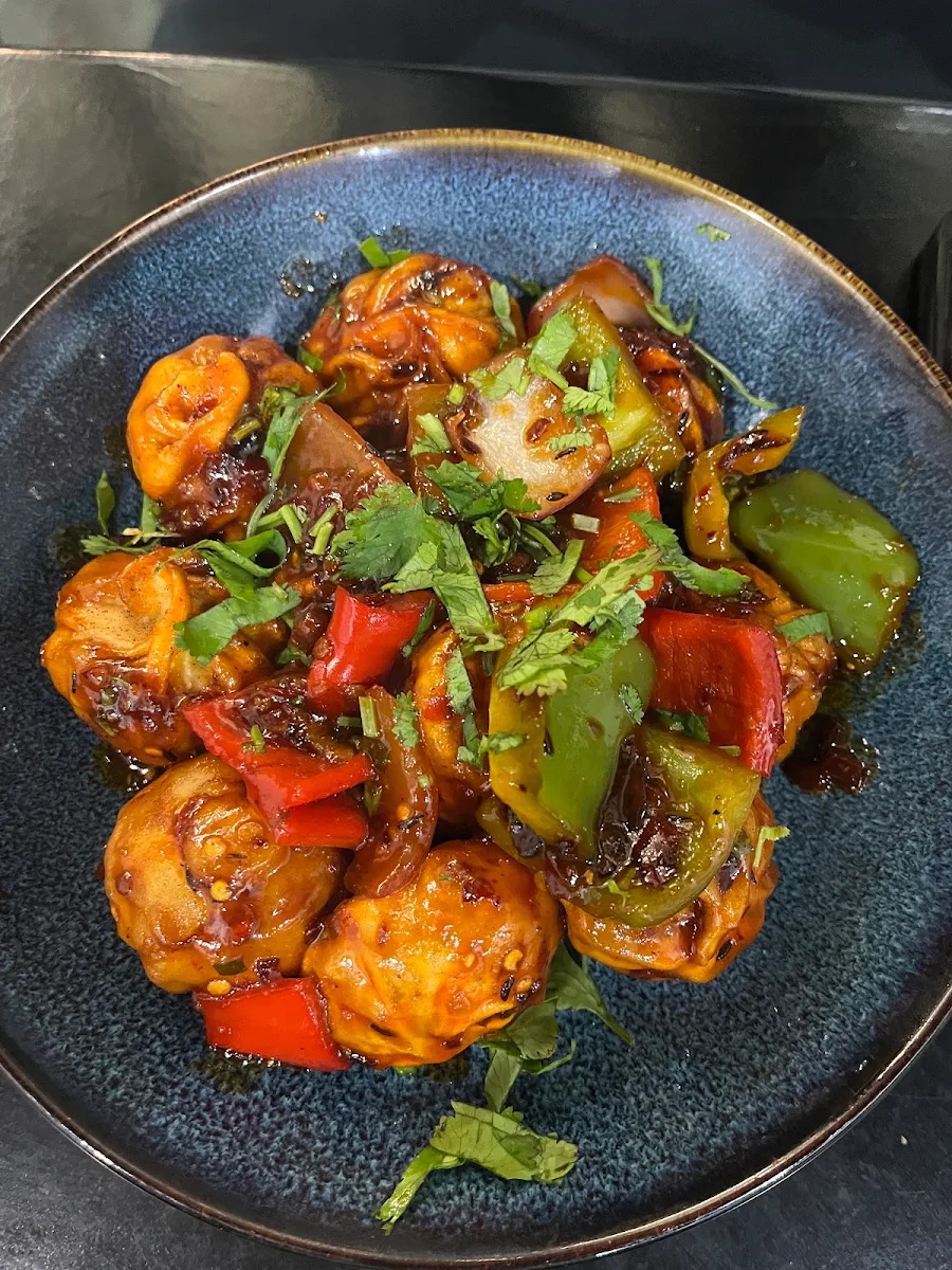 Chicken Chilli Momo, Momo Ghar