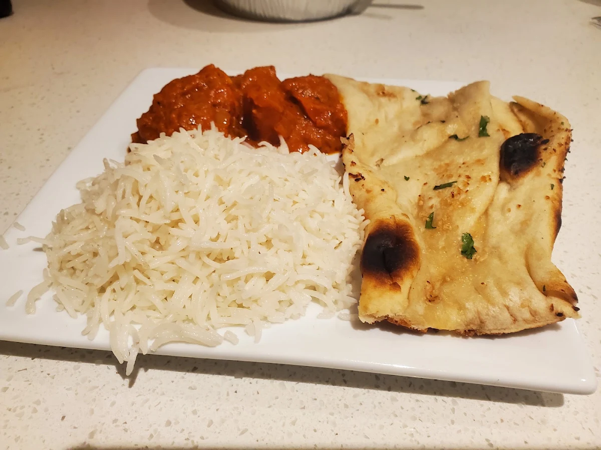 Tikka Masala Rice and Garlic Naan, Green Chili - Indian Cuisine Calgary