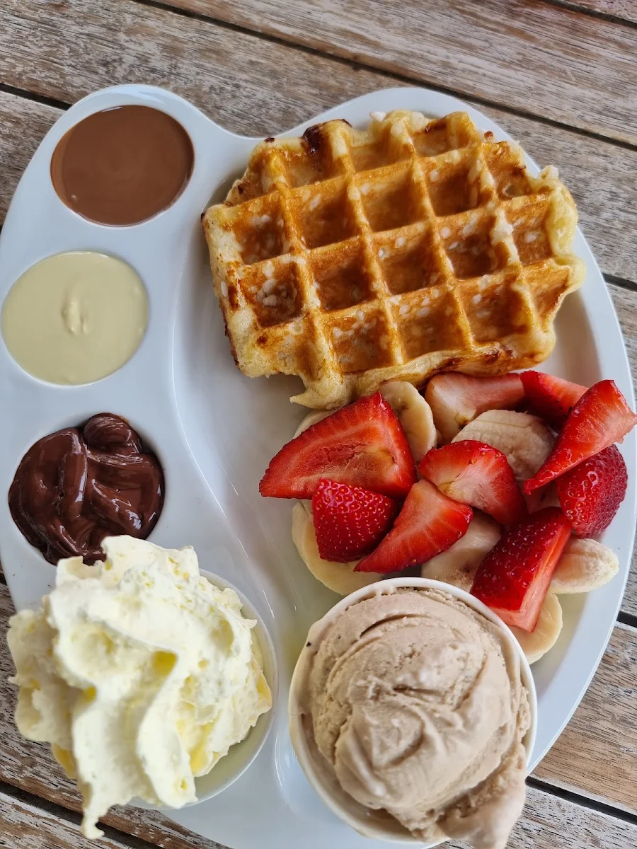 Belgian Waffles with Chocolate Cream