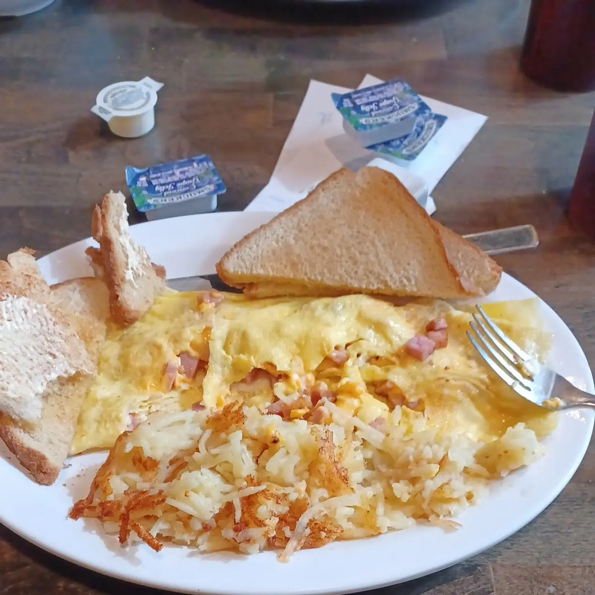 Ham and Cheese Omelet and Hashbrowns