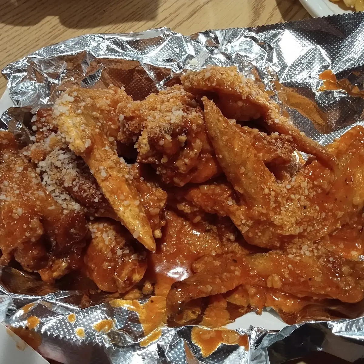 Hot Garlic Butter Parmesan Wings