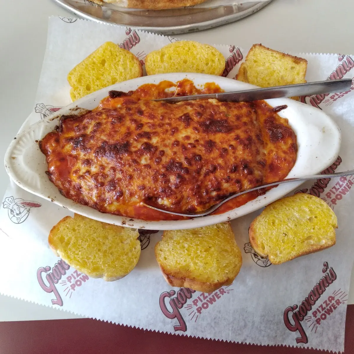 Lasagna with Meat Sauce & Garlic Bread