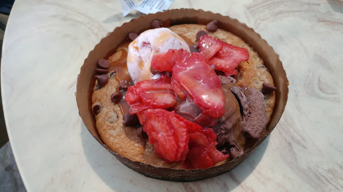 Chocolate Chip Cookie and Ice Cream
