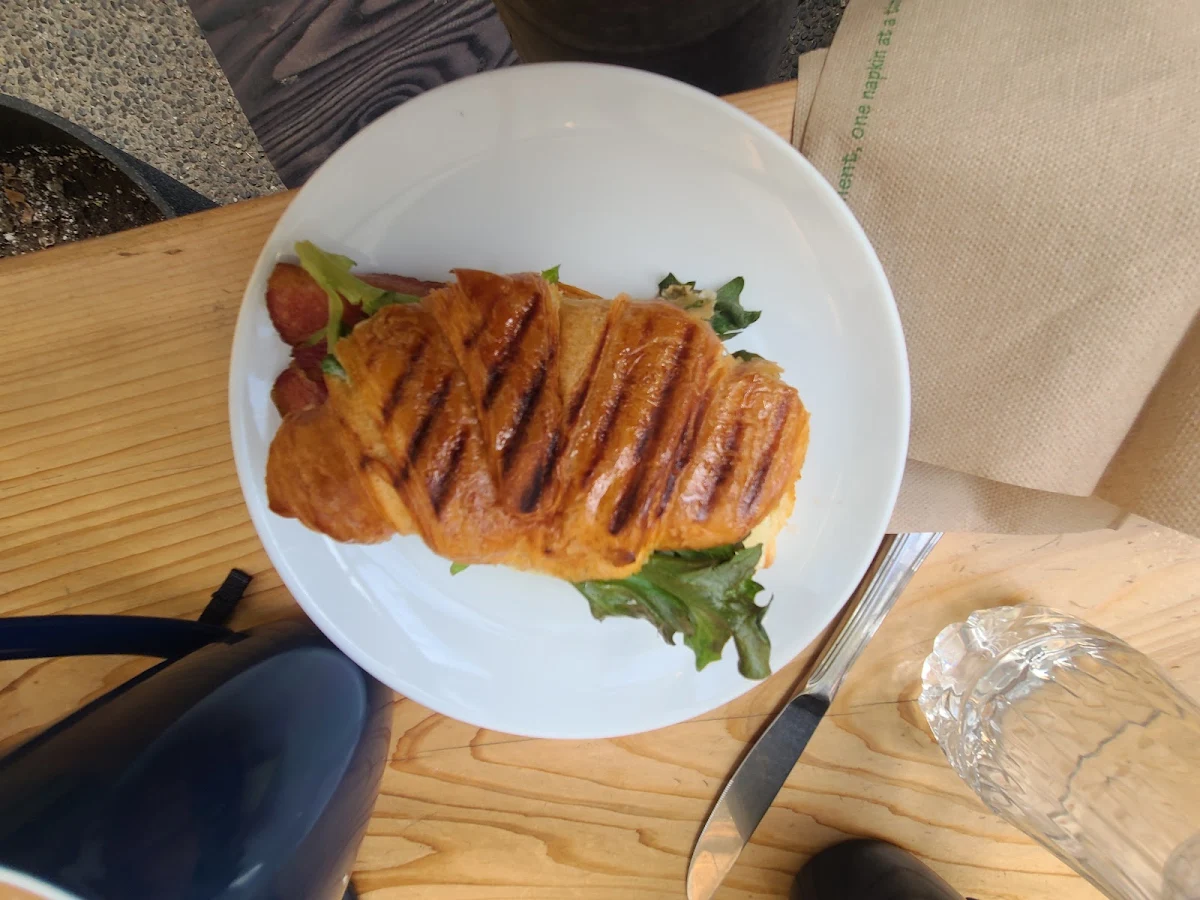 blt Croissant