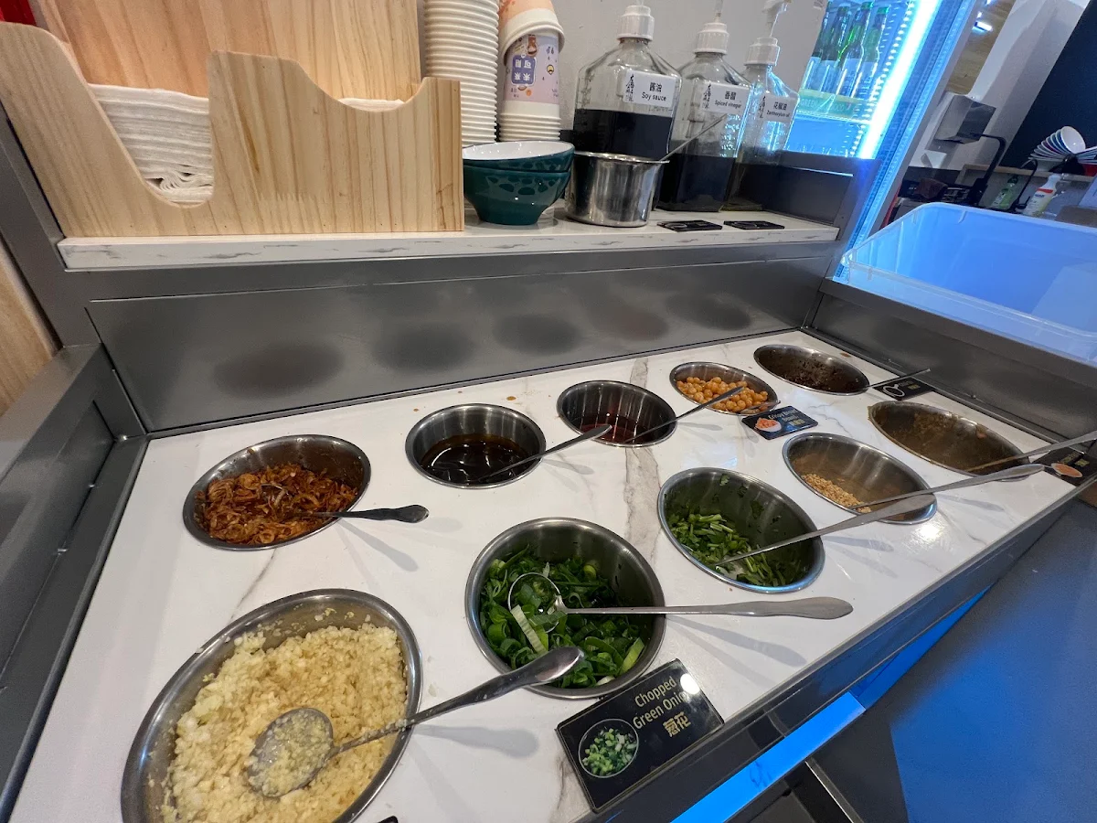 Highlights, Hi Hot Pot 左麻右辣 Preston