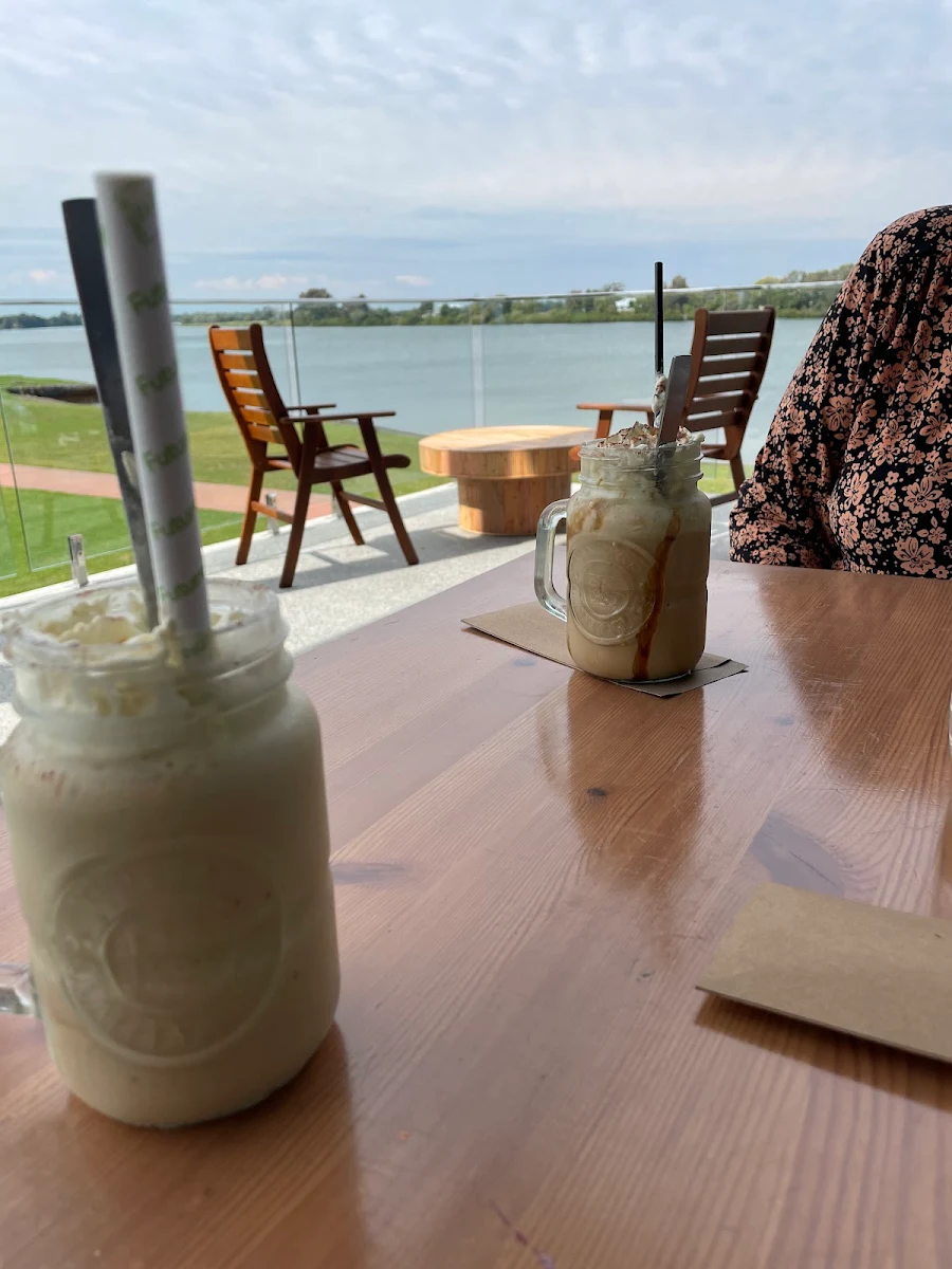 Ice Latte Macchiato, The Boathouse Cafe