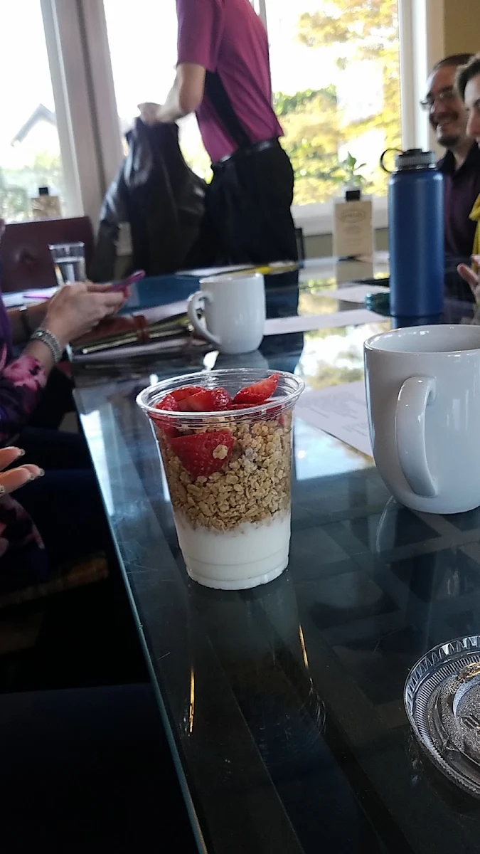 Granola & Yogurt Parfait