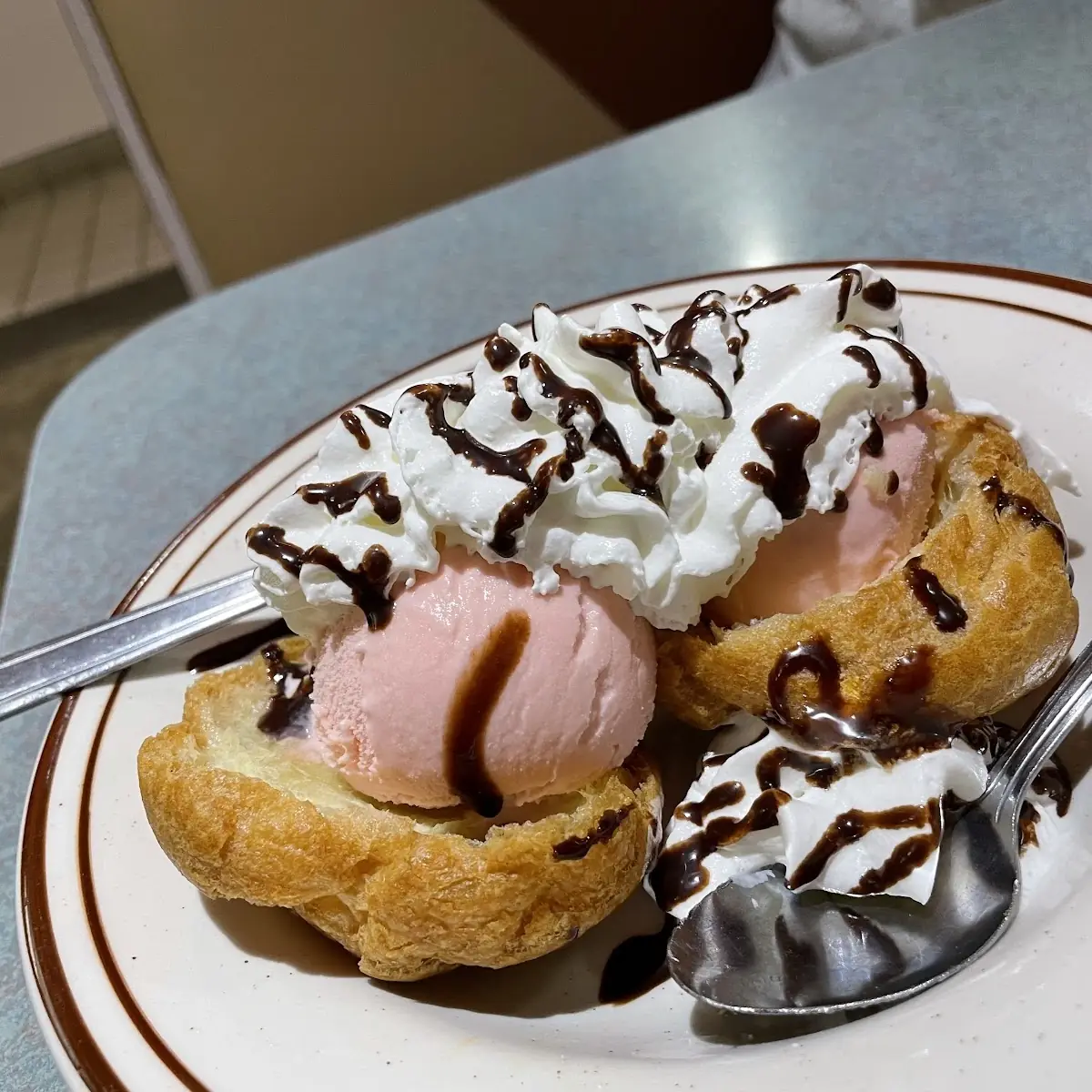 Hot Fudge Cream Puff