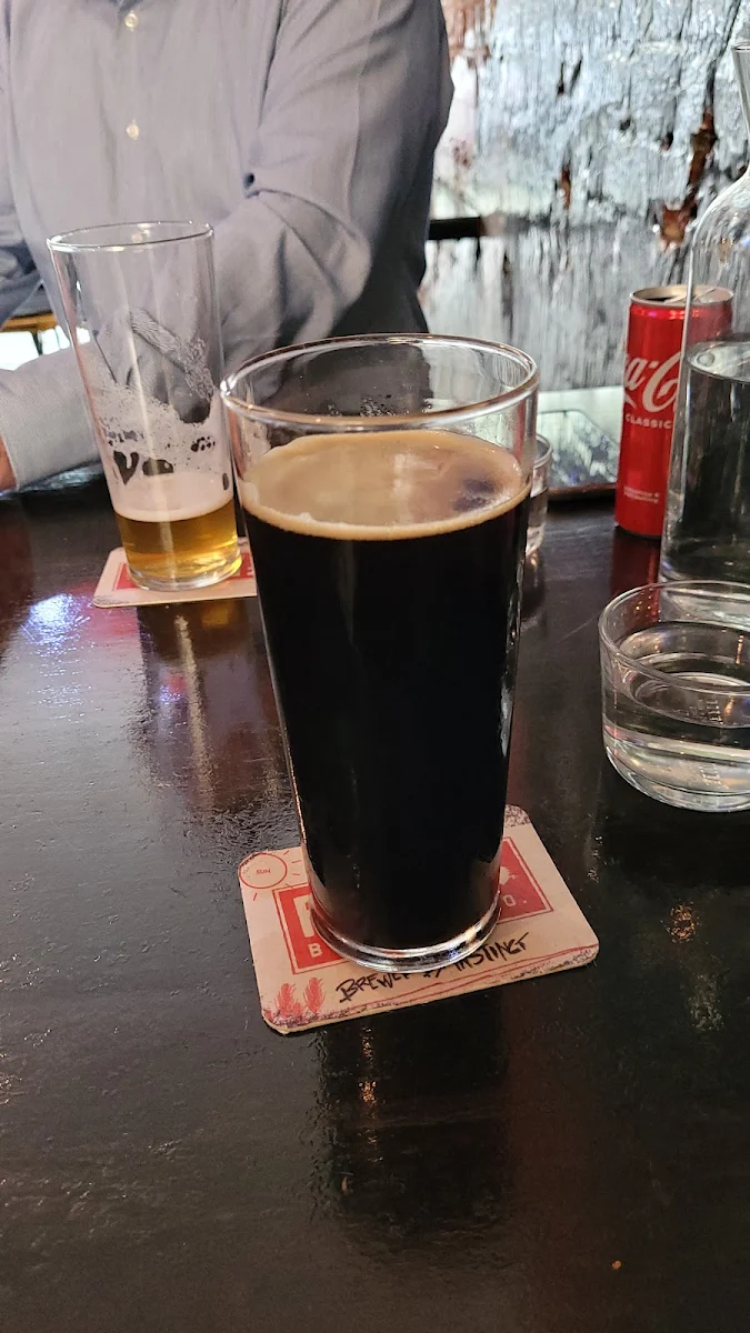 Dark Lager, Murray Mews