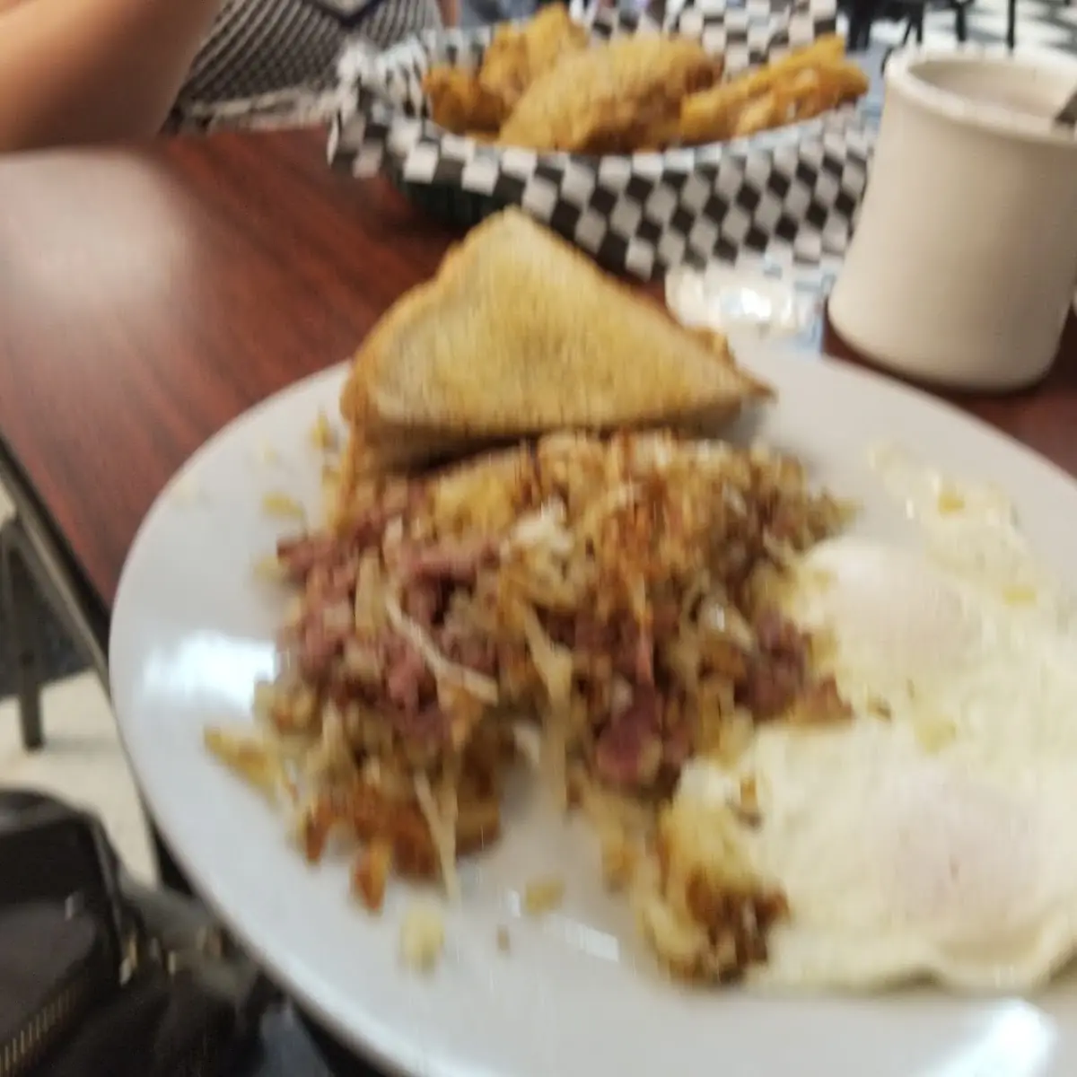 Corned Beef Hash with Scrambled Egg