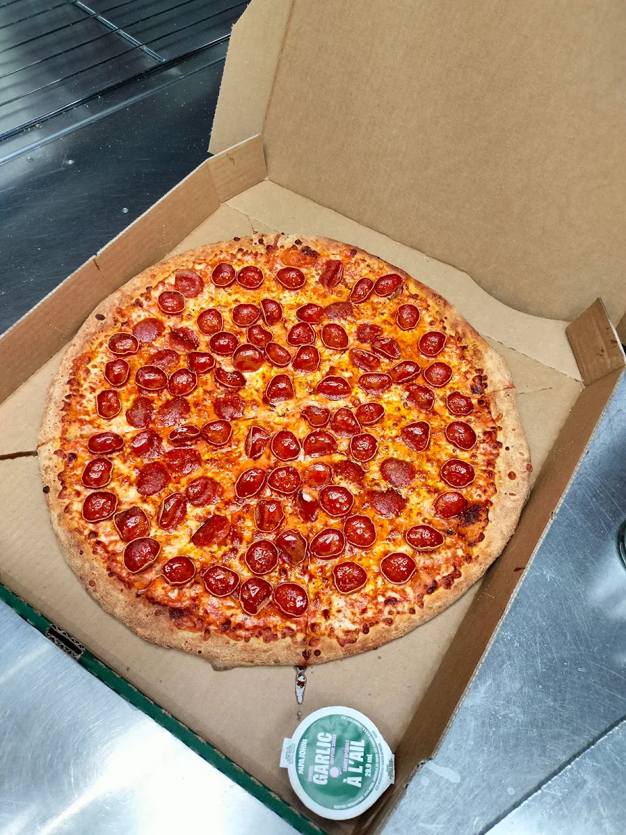 Cuppyroni P Izza, Papa Johns Pizza