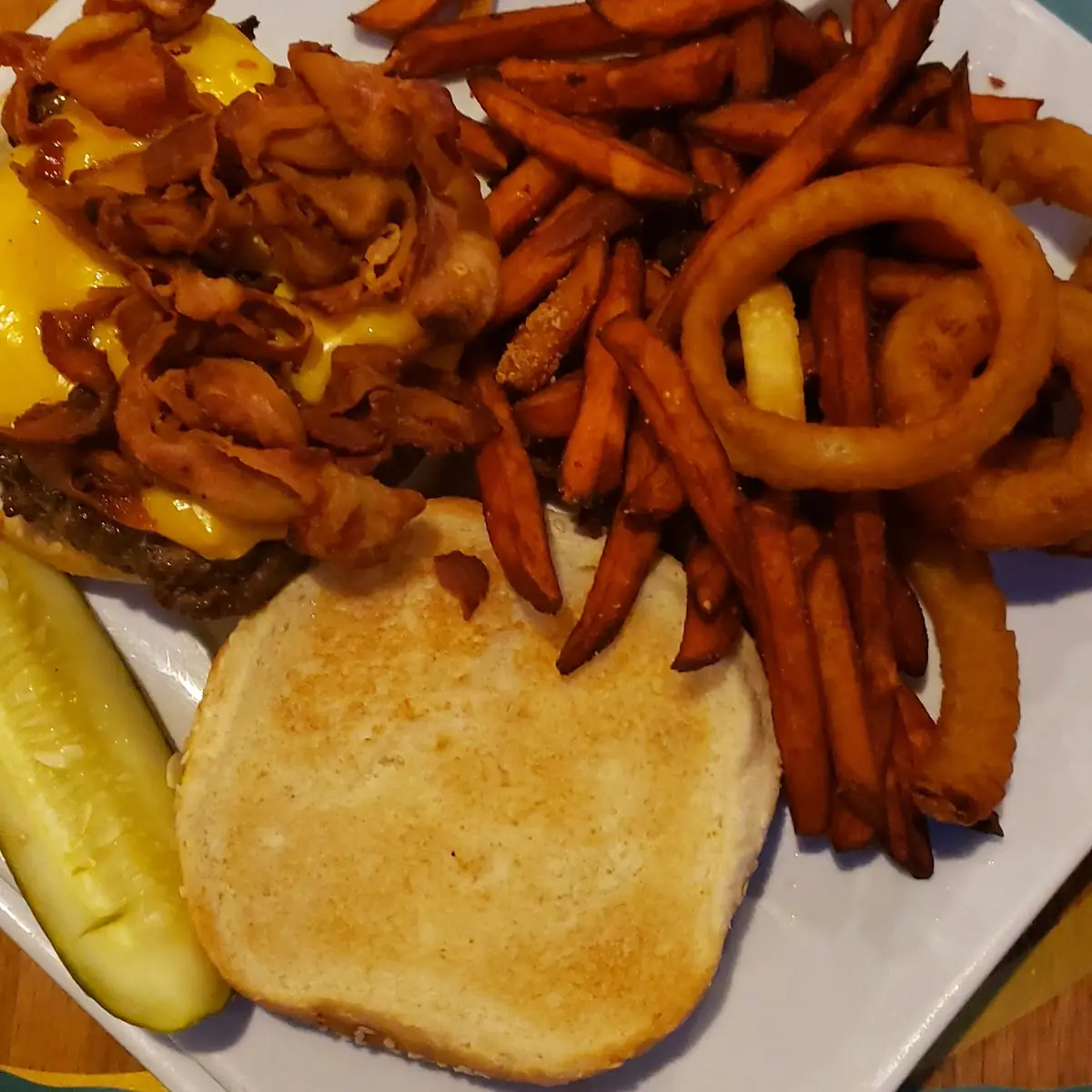 Bacon Cheddar Burger