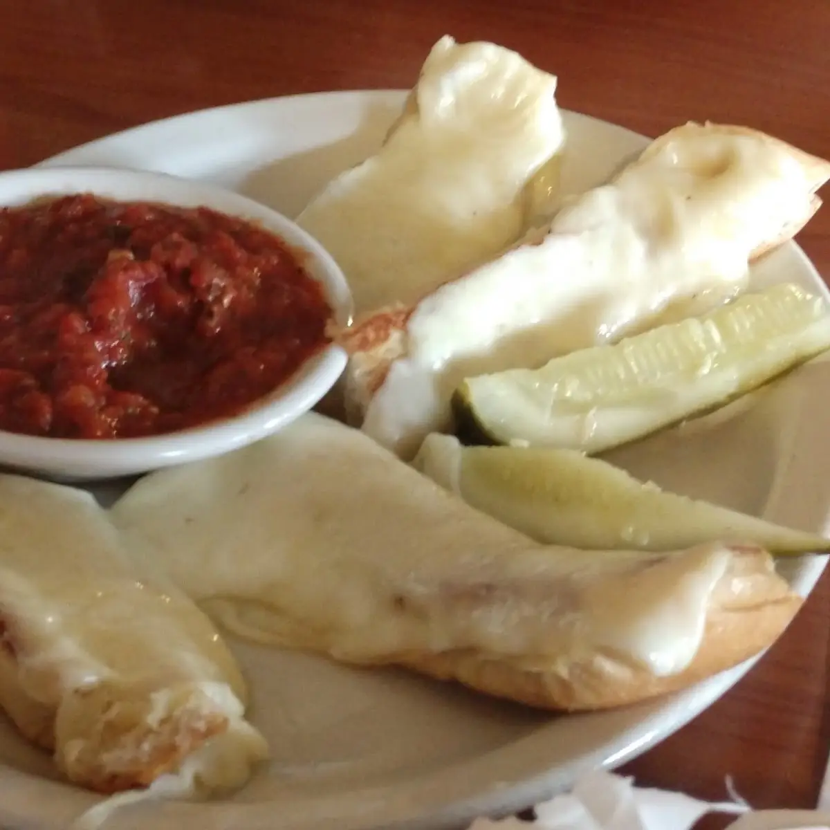 Garlic Cheese Bread with Marinara