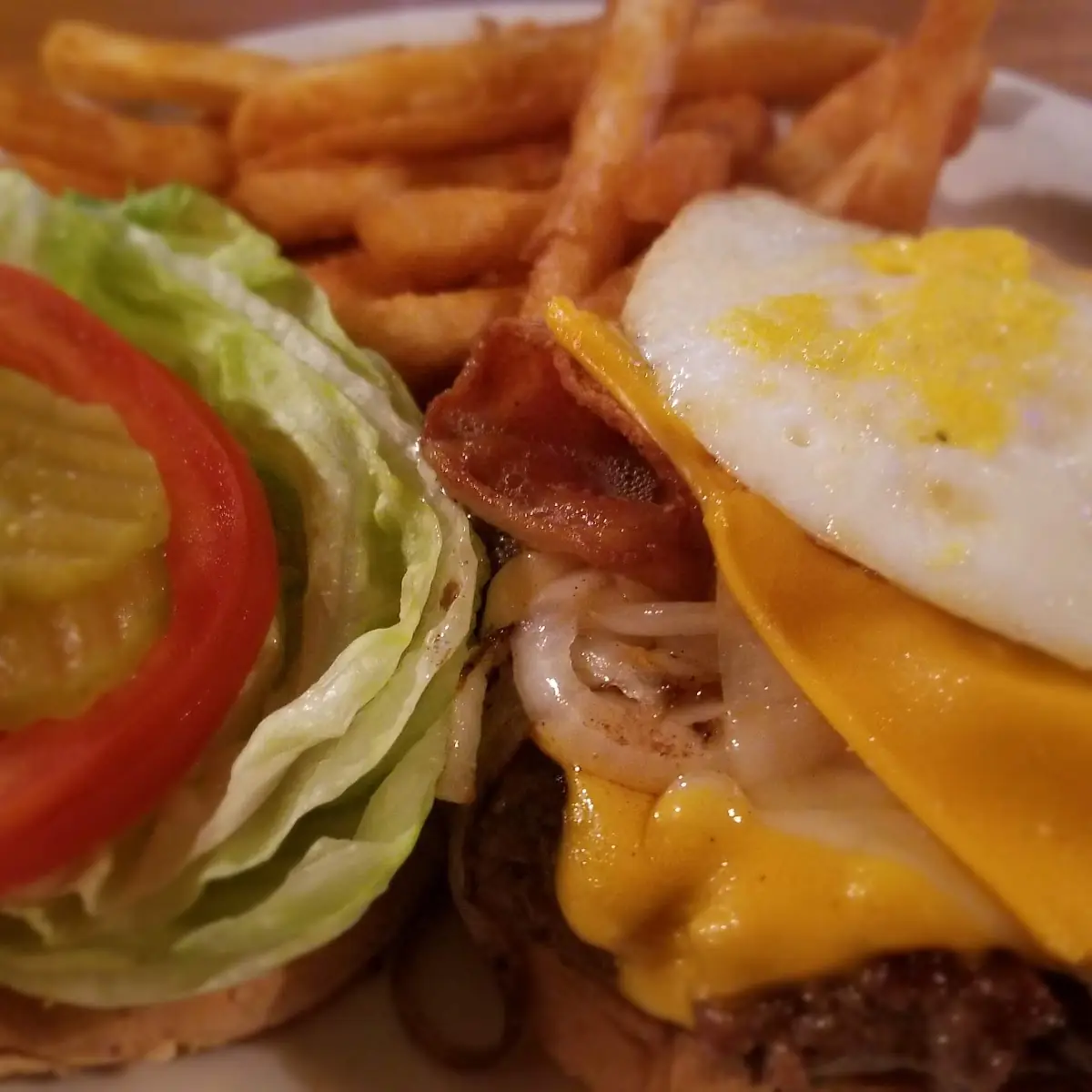 Burger Bacon Cheddar and Egg