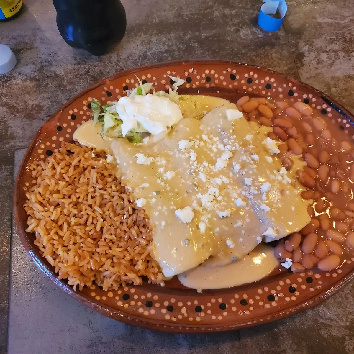 3 Enchiladas Beef w Cheese Sauce