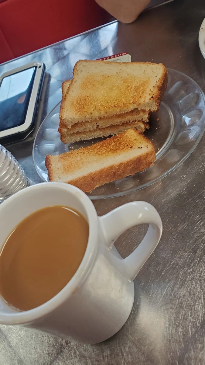 Coffee and Toast, Diamond's Grill