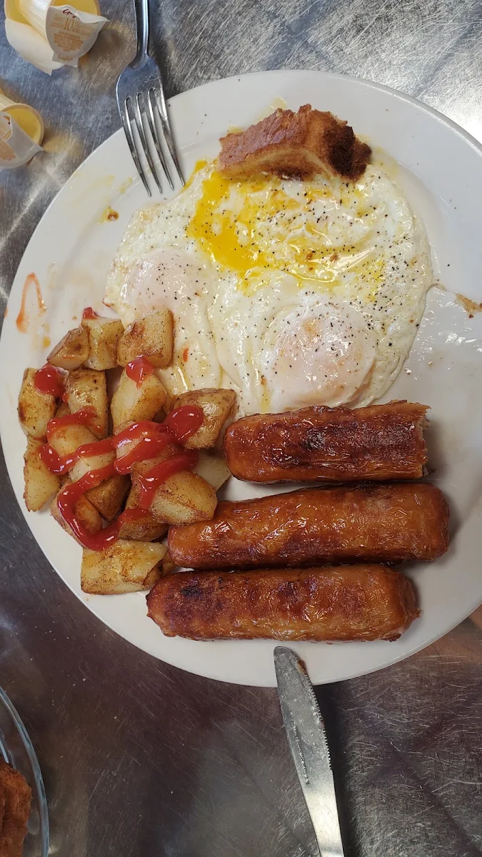 Farmers Sausage Links Eggs Home Fries, Diamond's Grill