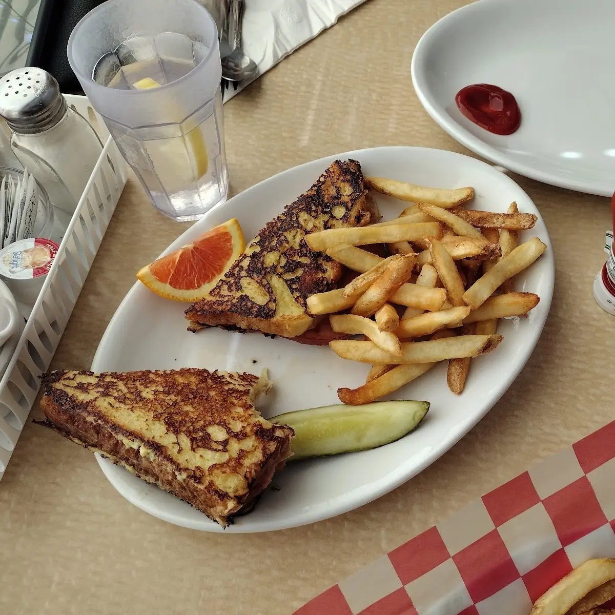 Monte Cristo Sandwich