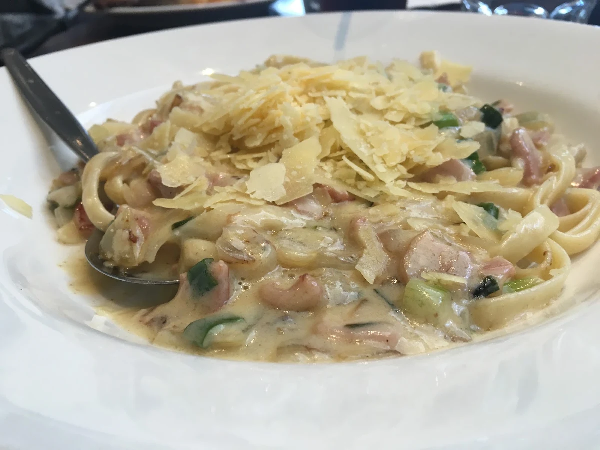 Linguine Carbonara, Waurn Ponds Hotel