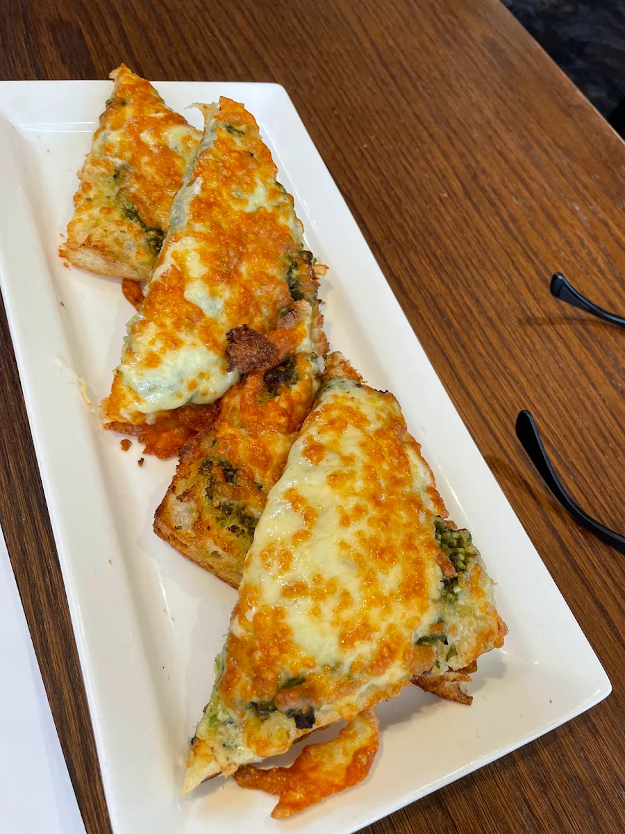 Pesto Bread, Waurn Ponds Hotel