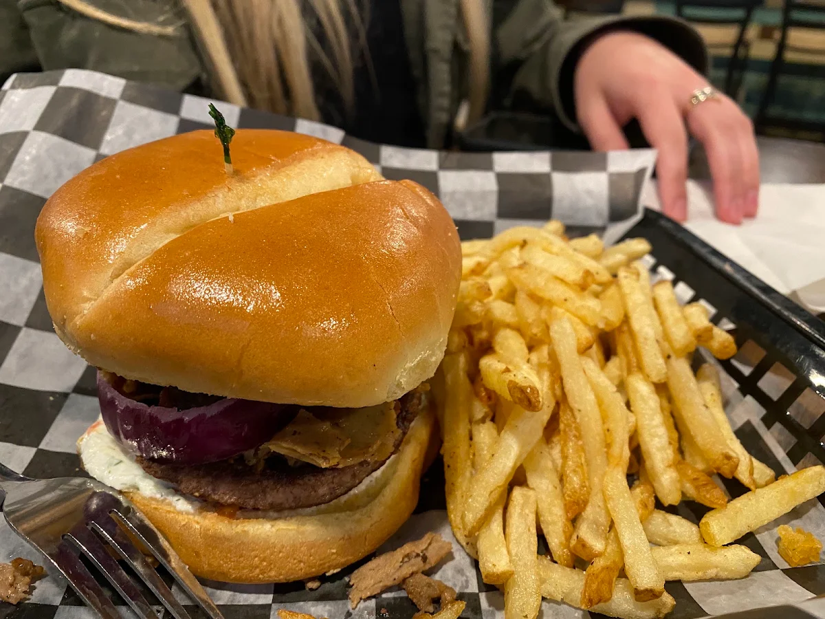 Gyro Burger