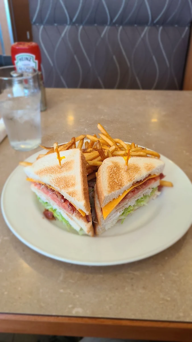 Highlights, Smitty's Restaurant & Lounge - Red Deer