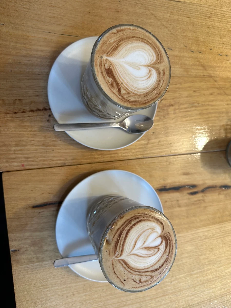Highlights, Cafe at Albert St
