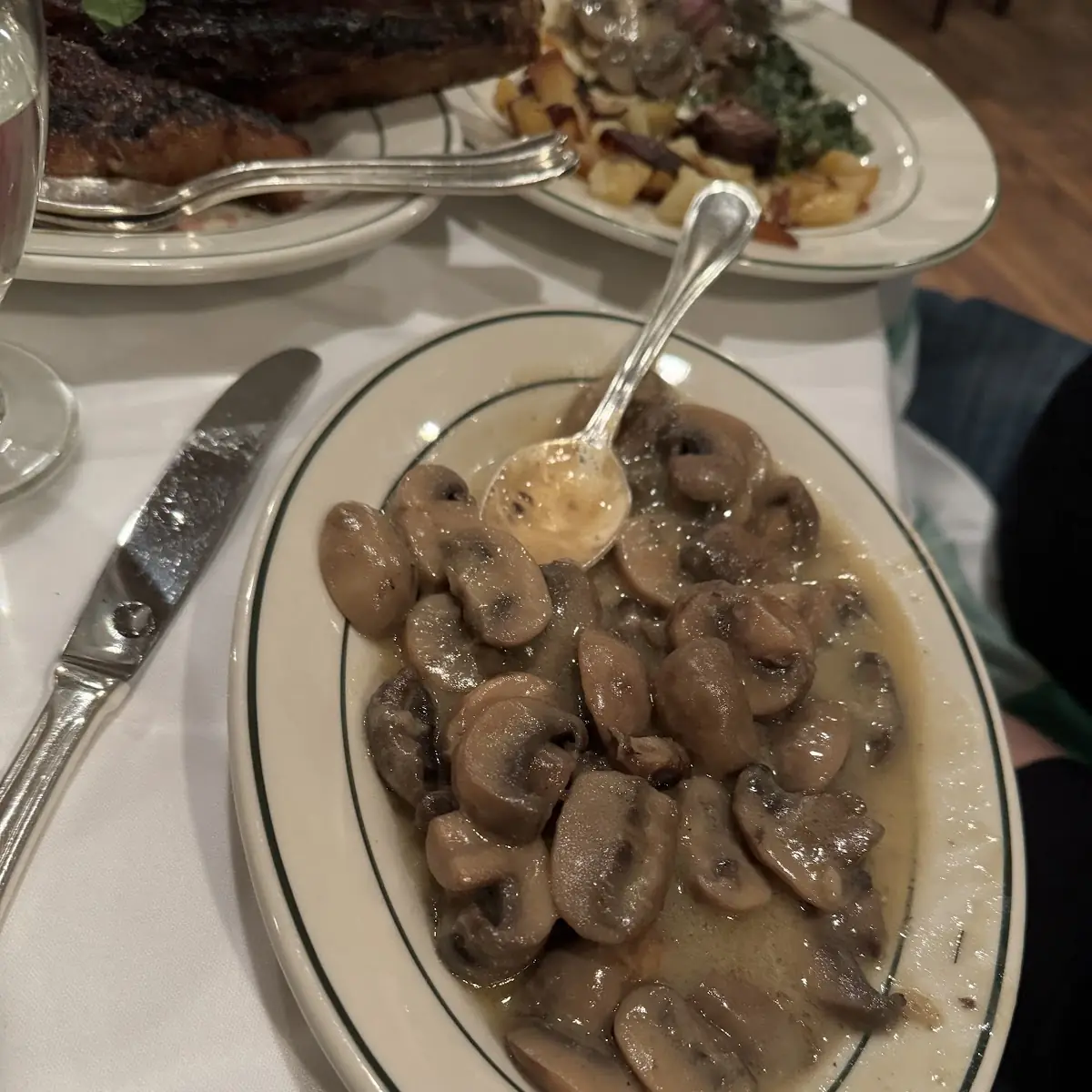 Sautéed Mushrooms and Garlic Mashed Potatoes