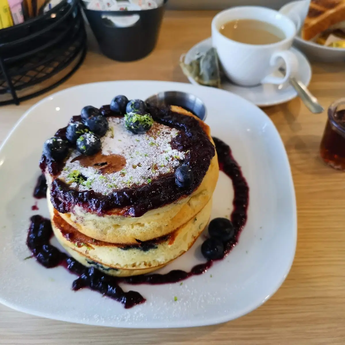 Blueberry Pancakes with Powdered Sugar
