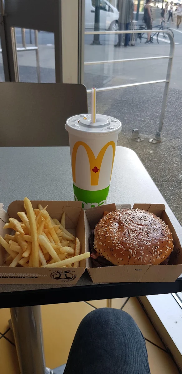 Quarter Pounder blt, McDonald's
