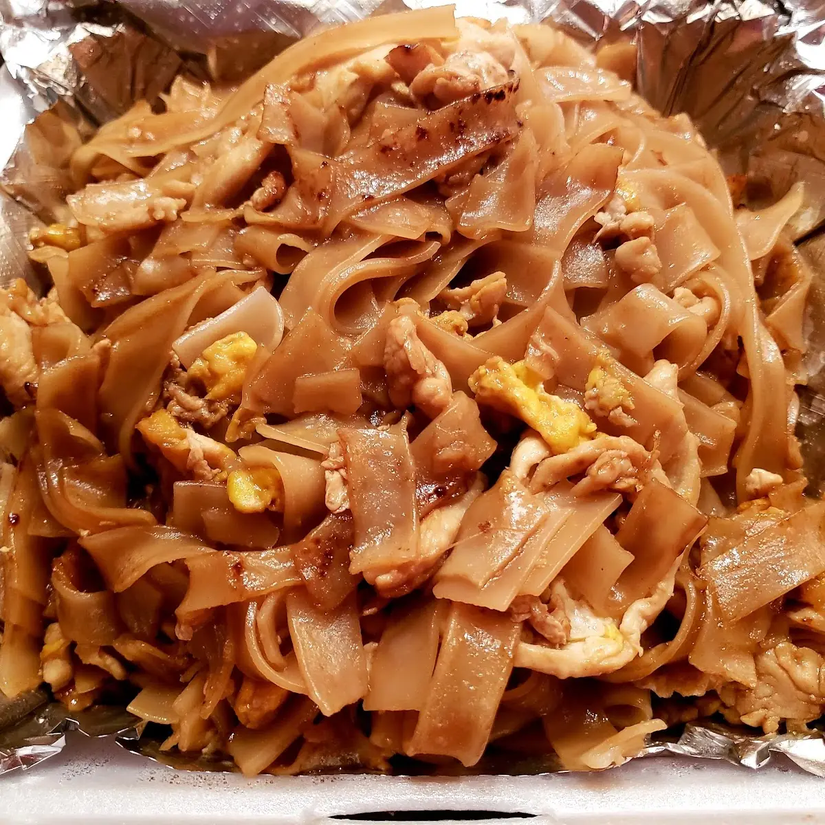 Chicken Pad See-EW with No Vegetables