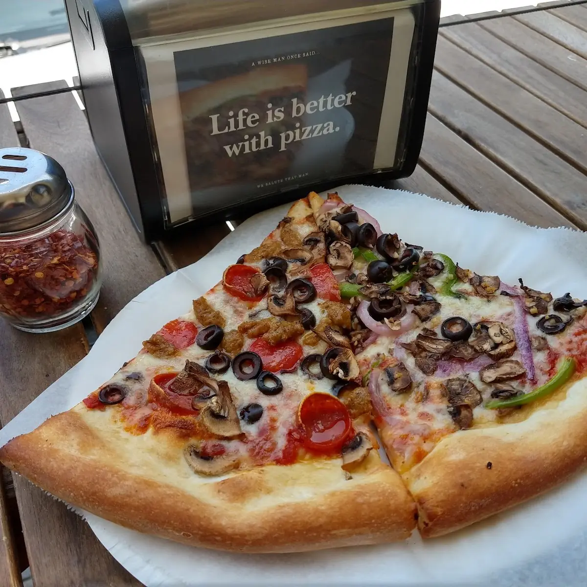 Warehouse and Veggie Pizza