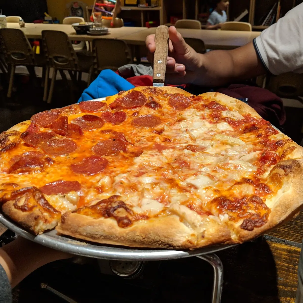 Medium Half Pep Half Chicken Pizza