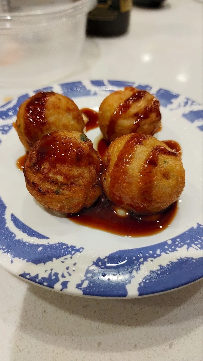 Takoyaki, O Sushi & Sake Bar