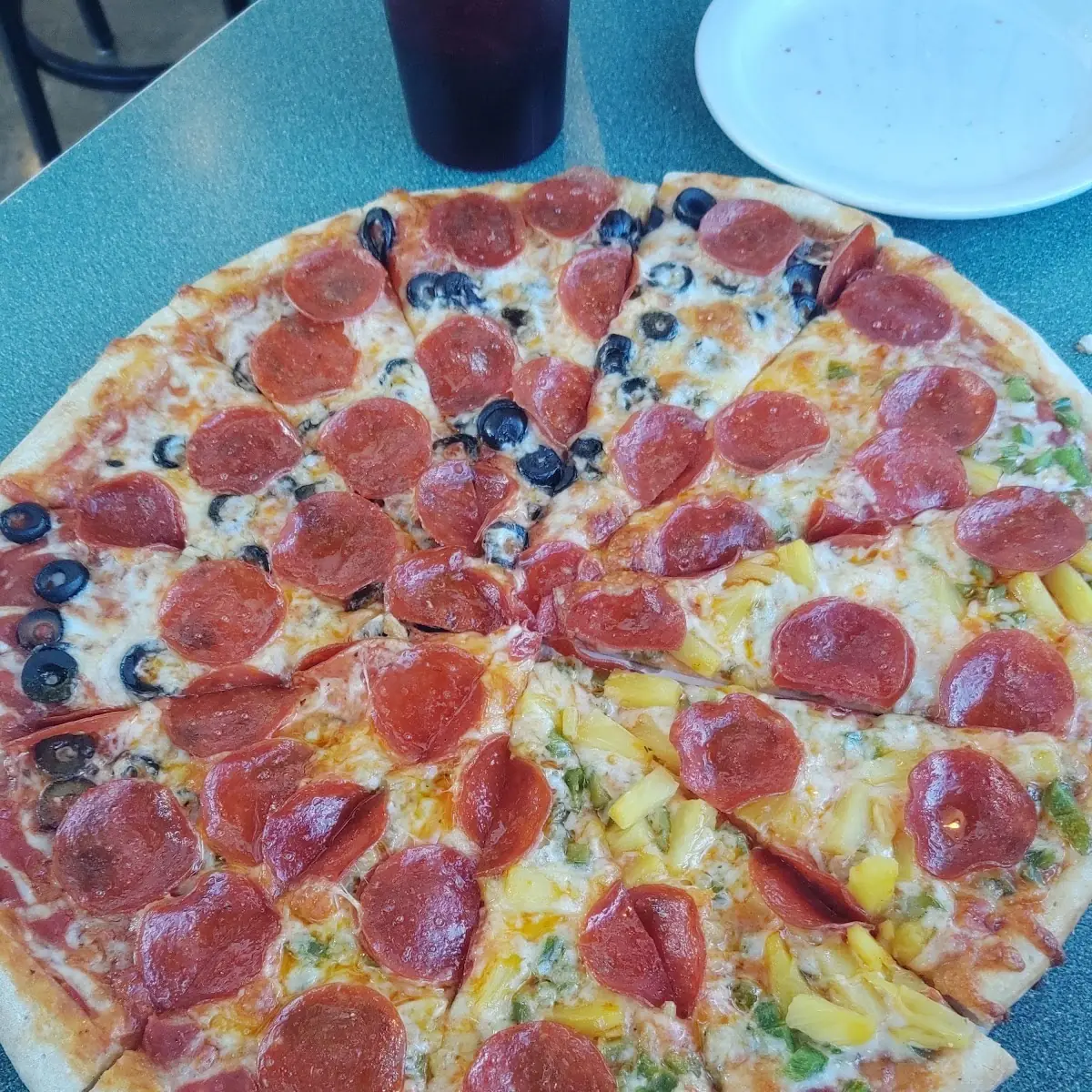 Pepperoni Pizza 1 2 Black Olives Other Half Pineapple Bell Pepper