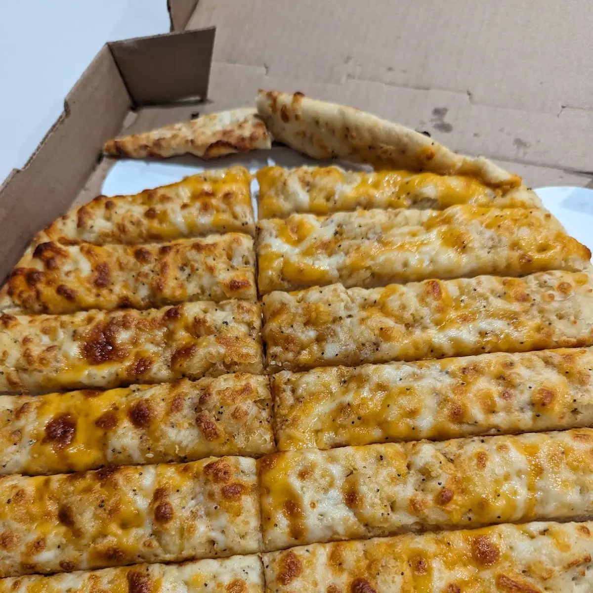 Garlicparmstuft Crust Pizza