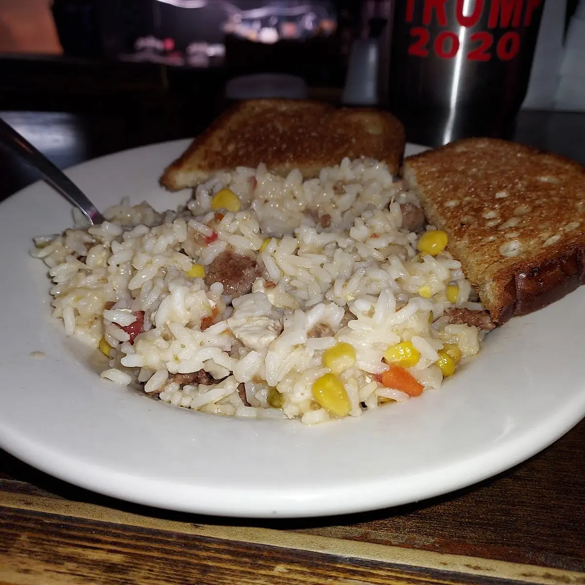 Chicken Bog with Garlic Bread