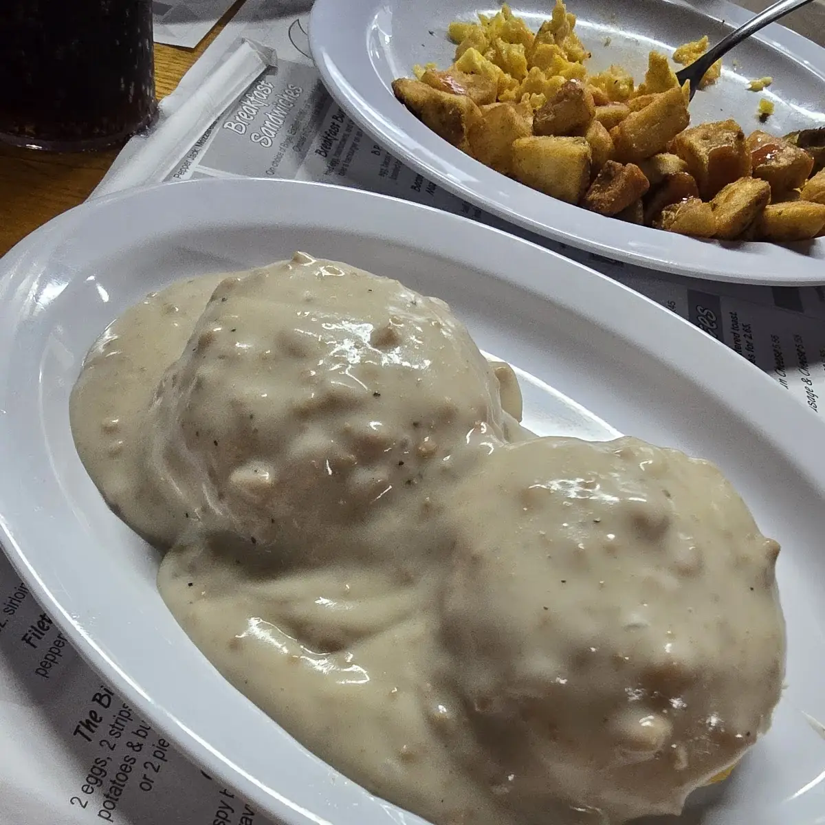 Sausage Gravy & Biscuits
