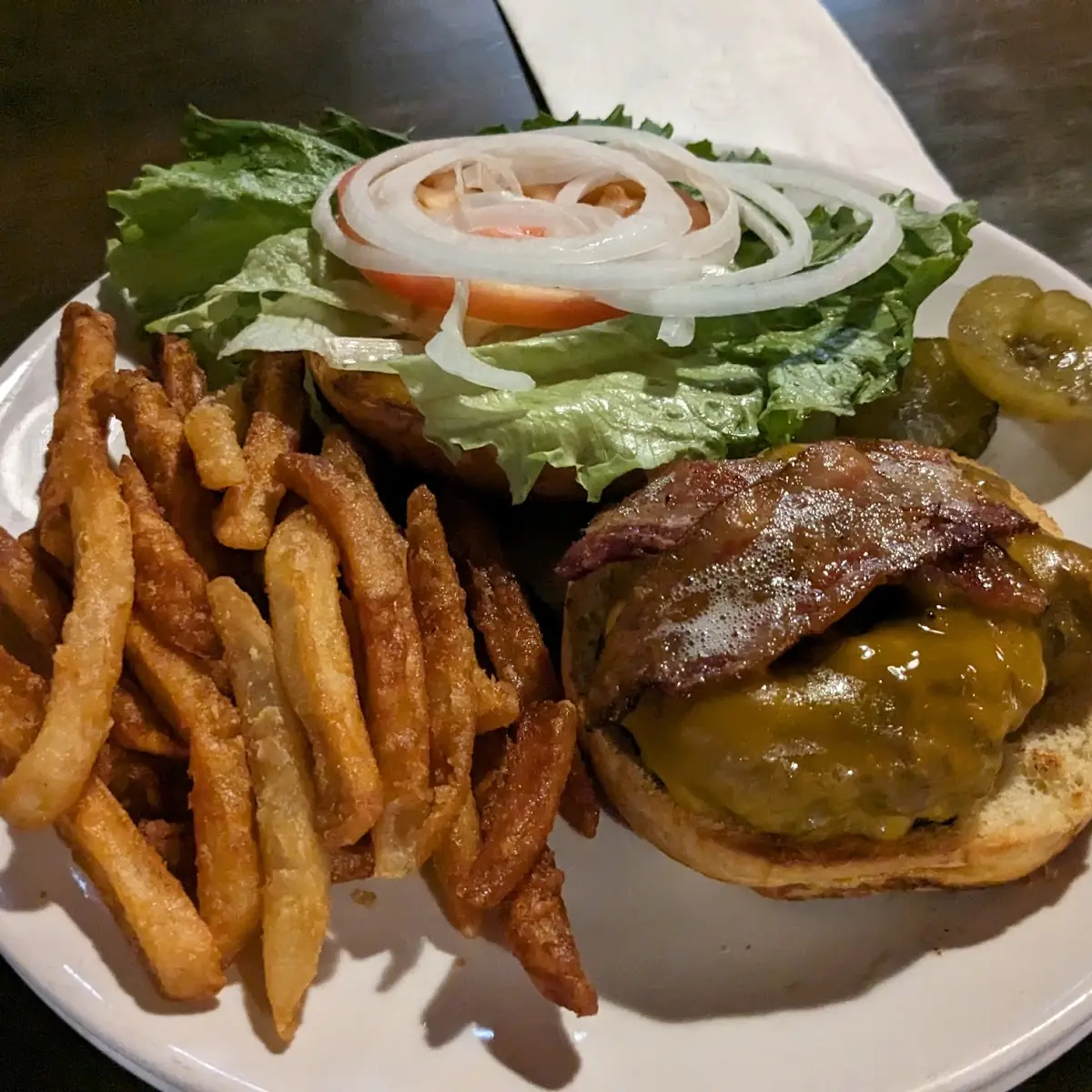 Round Man Burger
