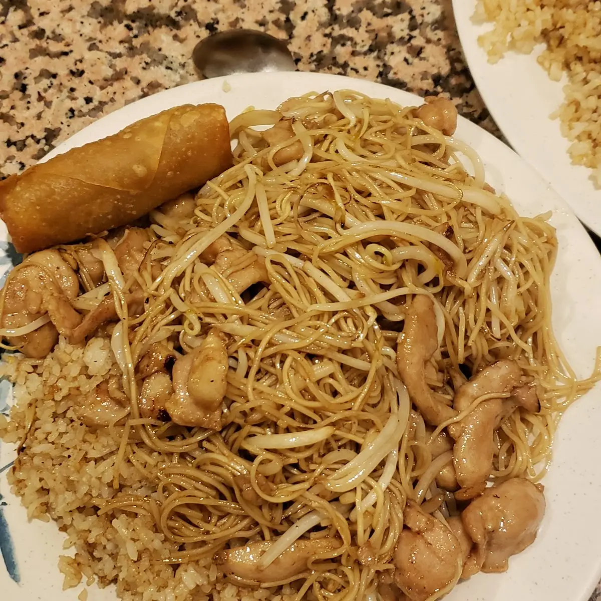 C1 Chicken Lo Mein