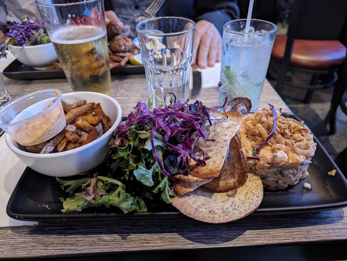 Tartare de Saumon, Blaxton Lebourgneuf