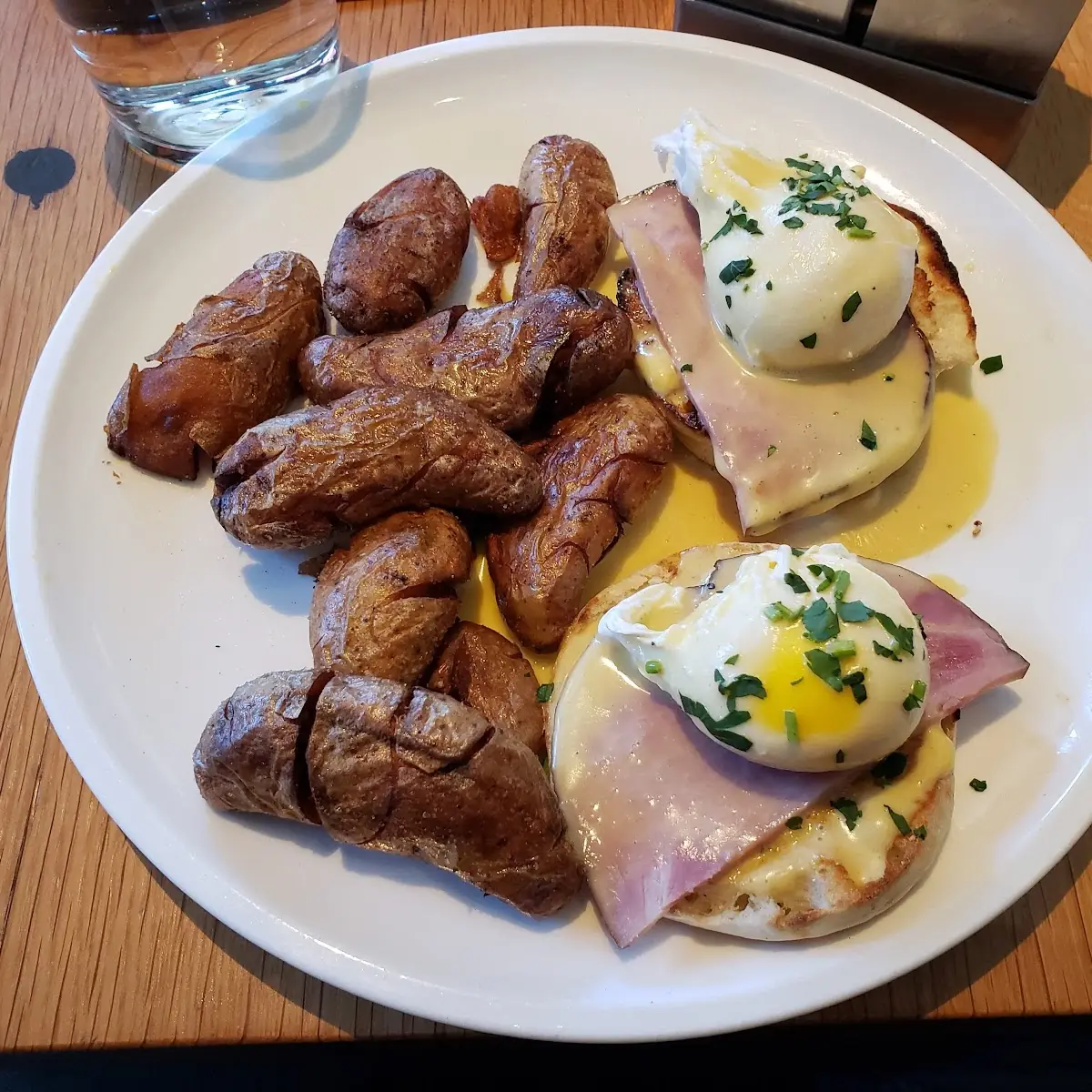 Eggs Benedict