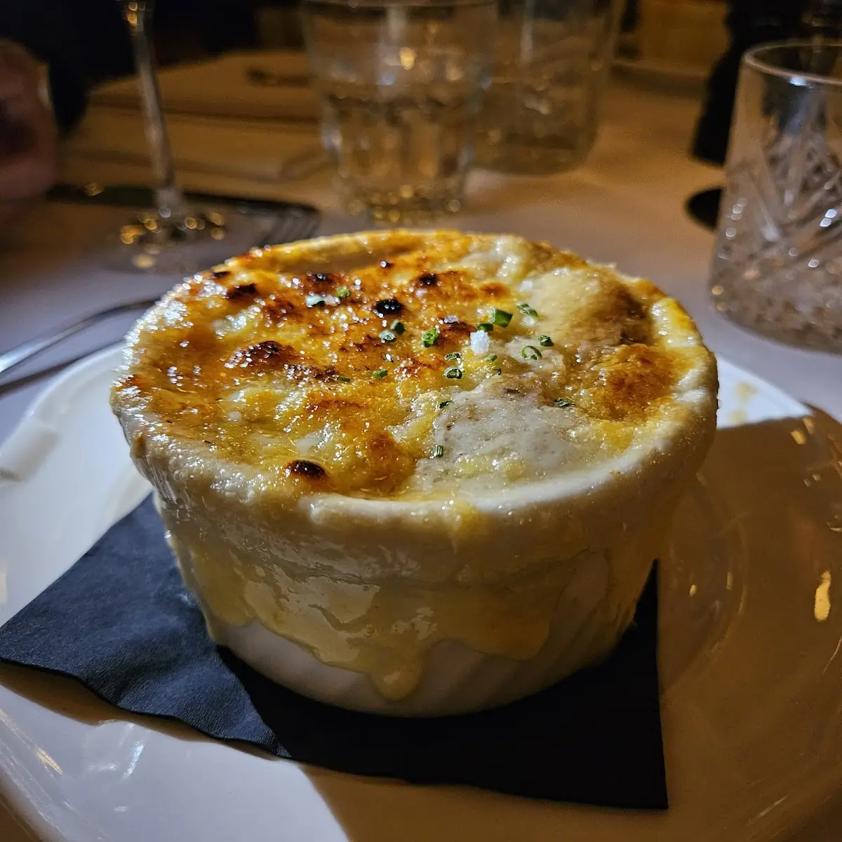 Caramelized Onion Soup Gratinée